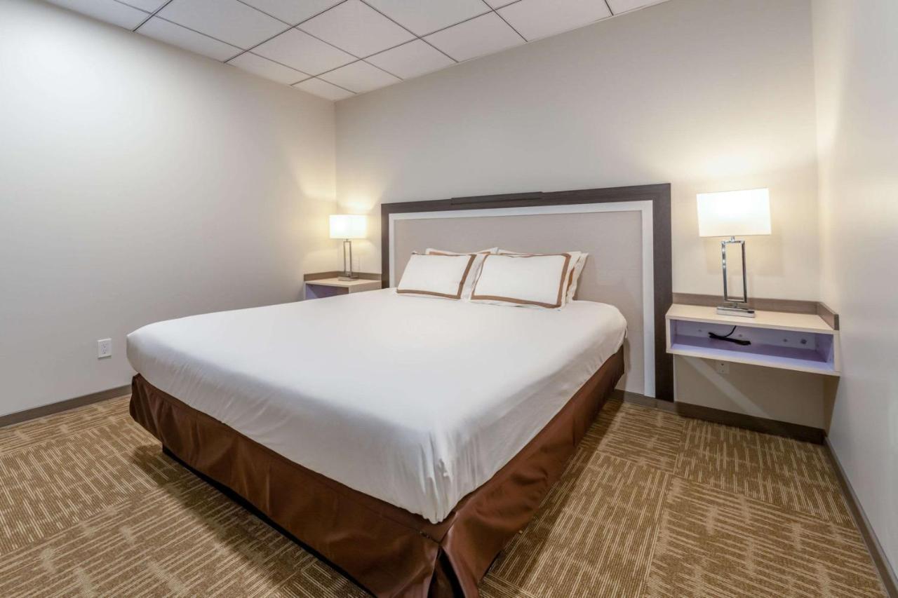 Quality Inn Sunshine Suites Terrace Exterior foto